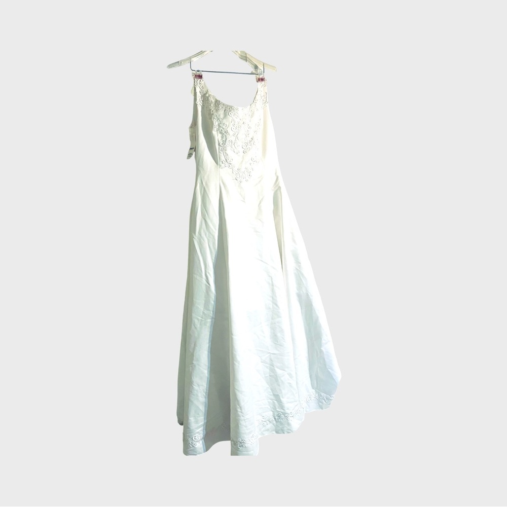 Elegant White Wedding Lace Dress, SKU 012